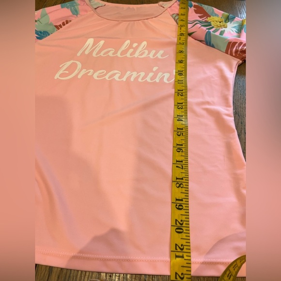 🩷 “Malibu Dreamin’” Long Sleeve Rashguard – Tropical Sleeves – Estimated Size S - Picture 3 of 5